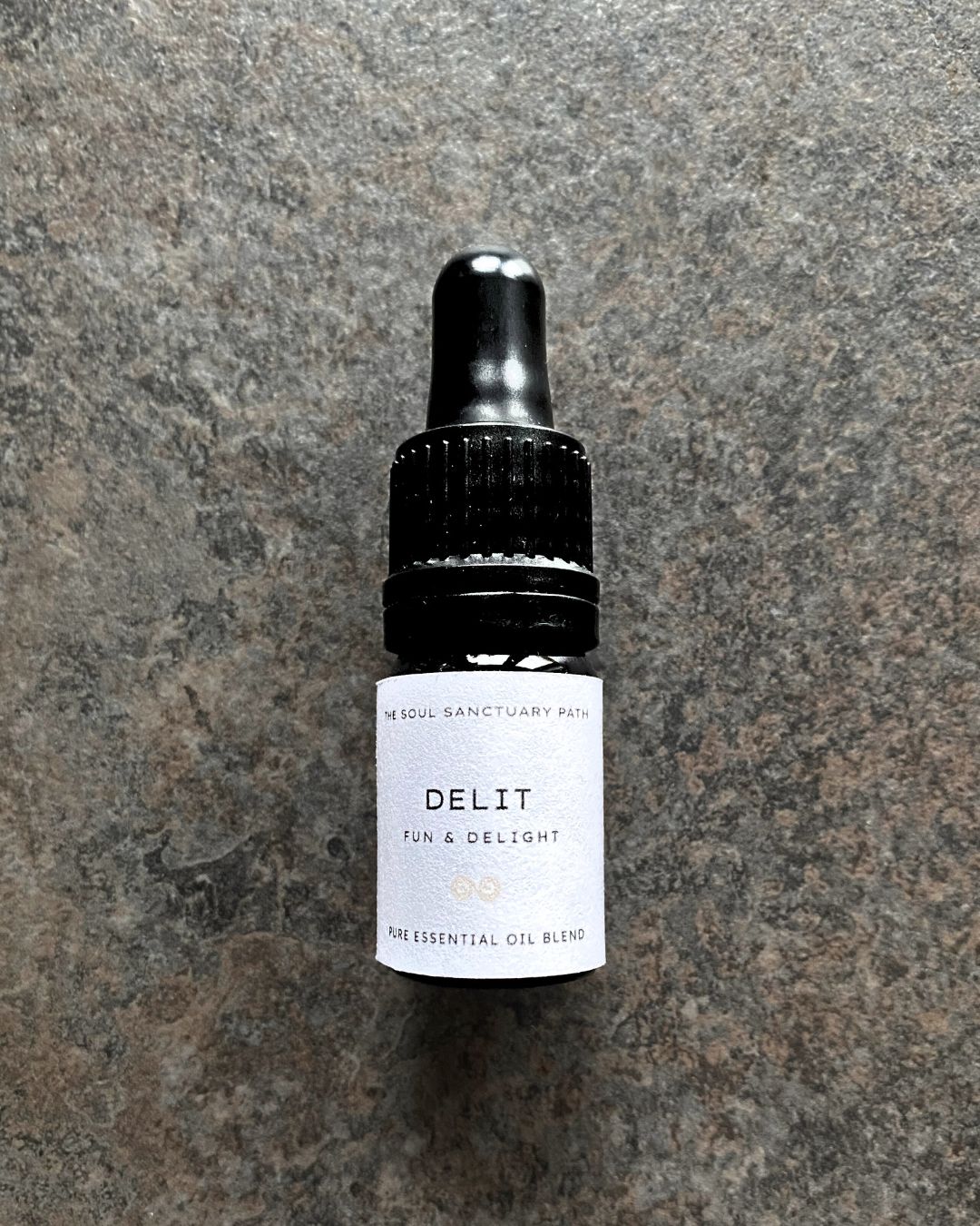 The DELIT Pure Essential Oil Blend