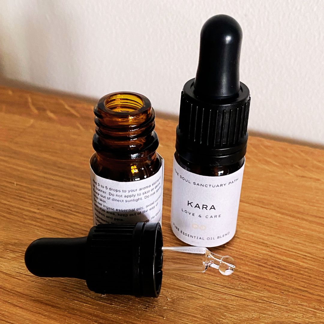 The KARA Pure Essential Oil Blend