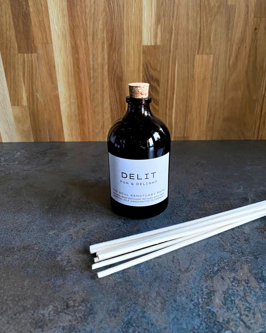 The DELIT Reed Diffuser