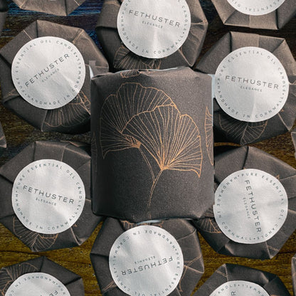 The FETHUSTER (Elegance) candle