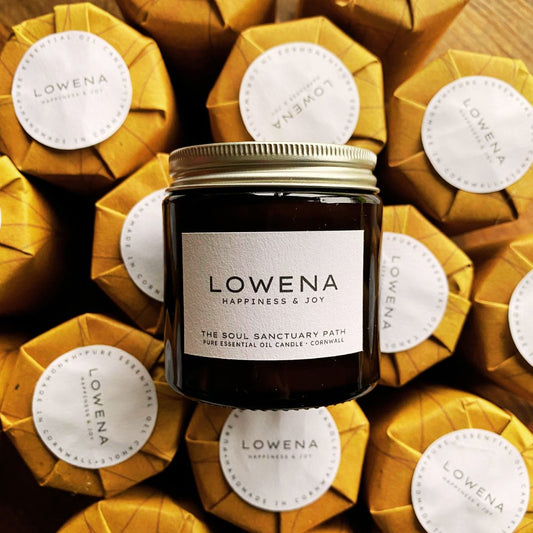 The LOWENA Candle